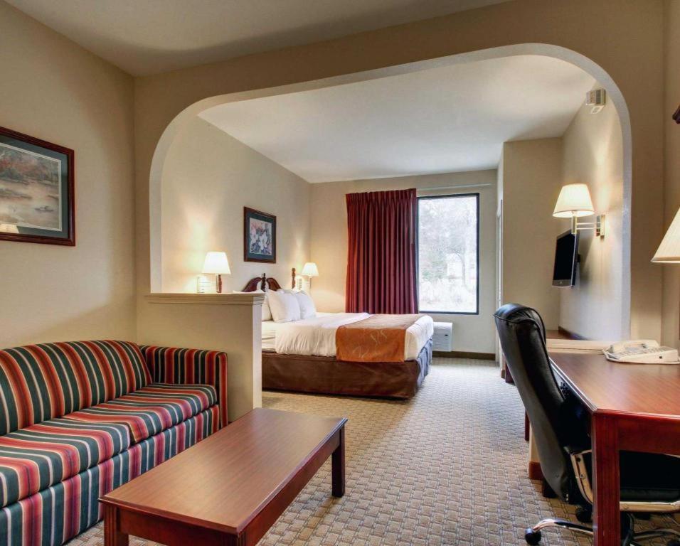 Baymont By Wyndham Hotel 2*