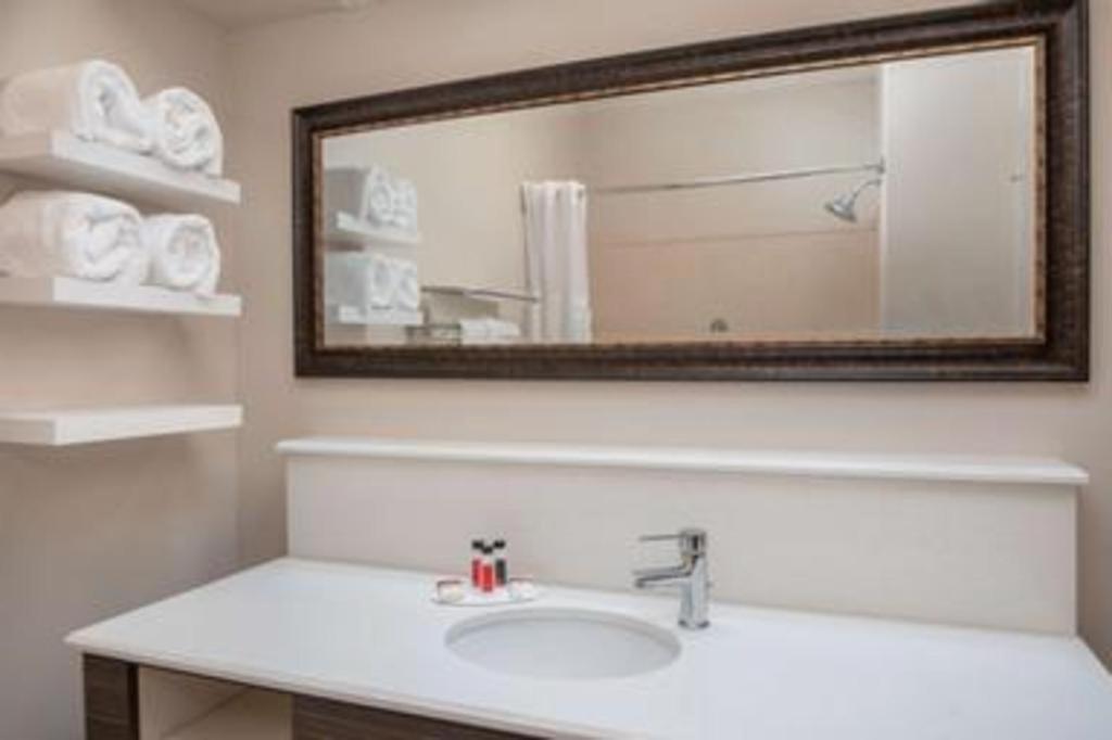 Baymont By Wyndham Hotel 2*
