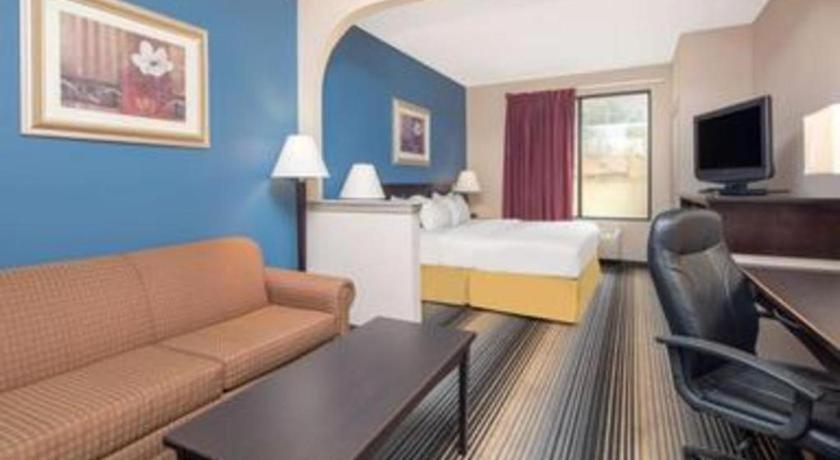 Baymont By Wyndham Hotel 2*