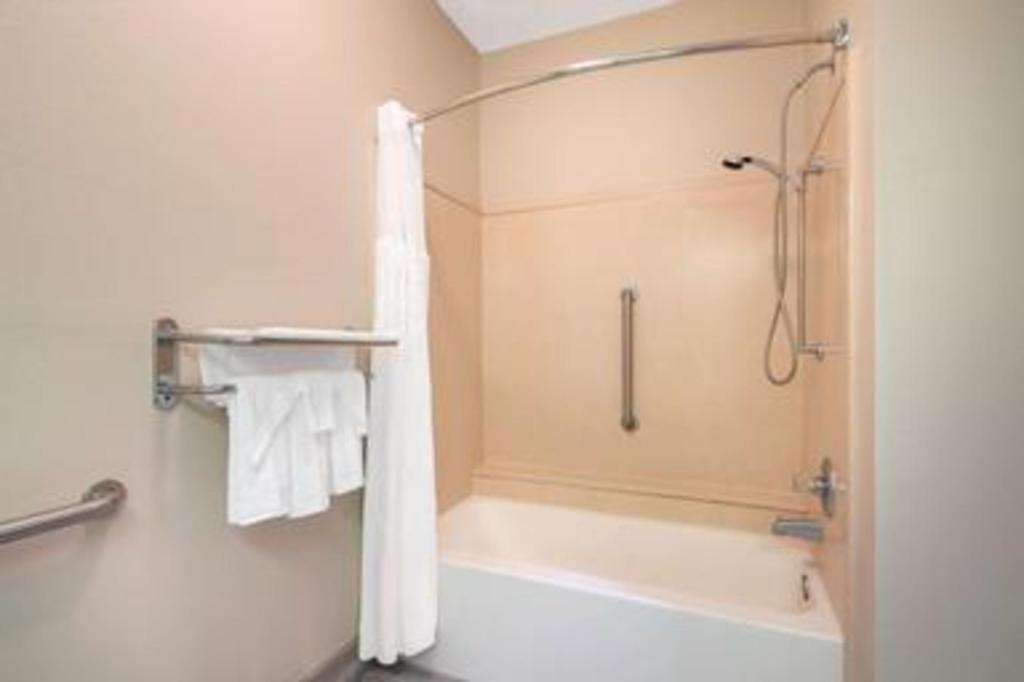 Baymont By Wyndham 2* Laurel